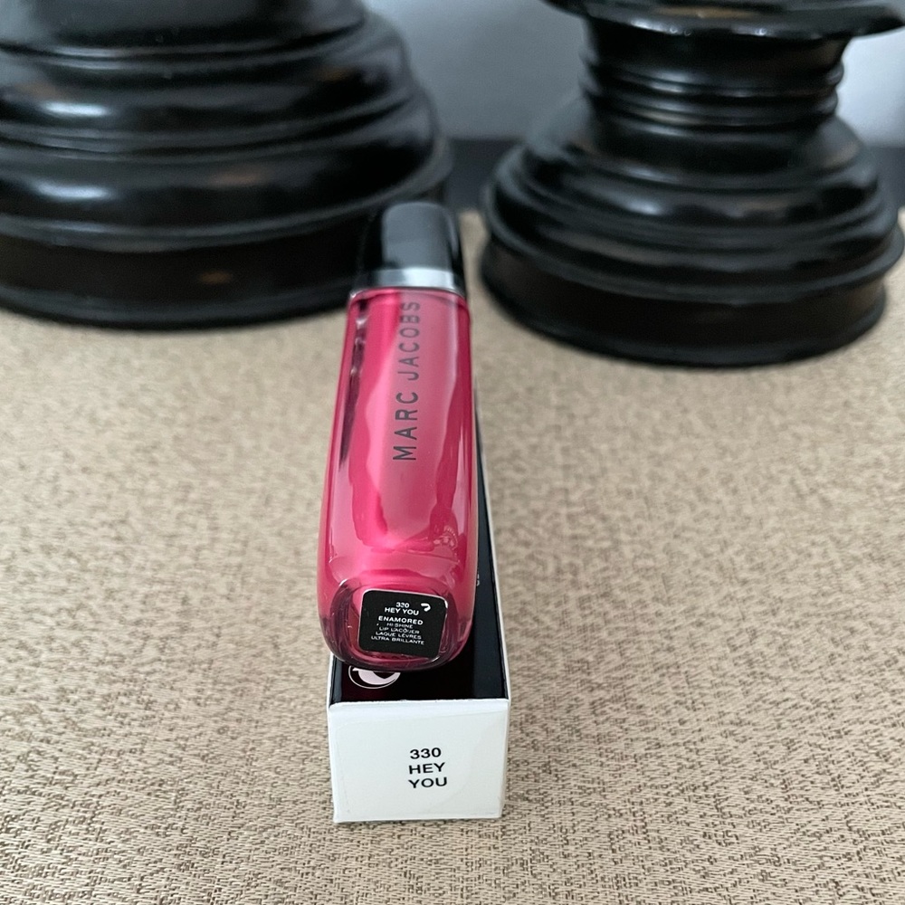 New MARC JACOBS Enamored Hi-Shine Lip Lacquer Lipgloss-330/HEY YOU - Picture 7 of 7